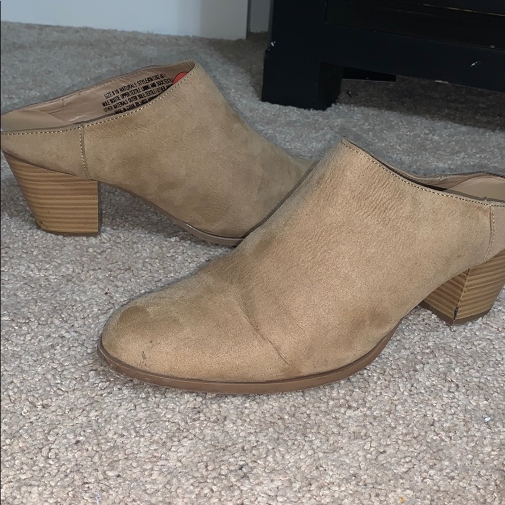 Tan mule shoes